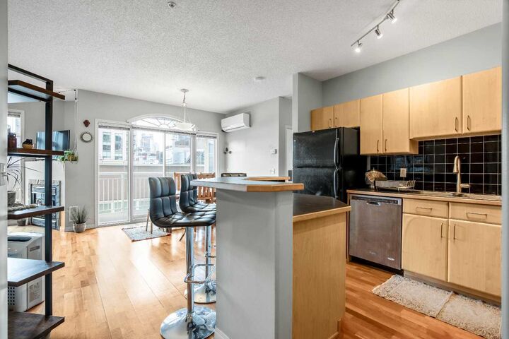 Property Photo:  1026 12 Avenue SW 306  AB T2R 0J6
