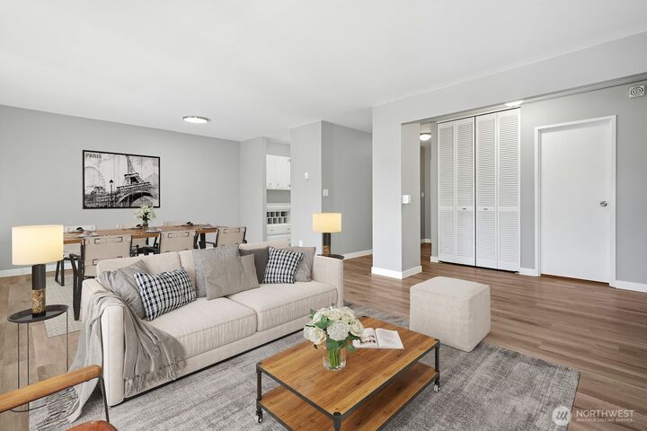 Property Photo:  2100  3rd Avenue 1505  WA 98121 