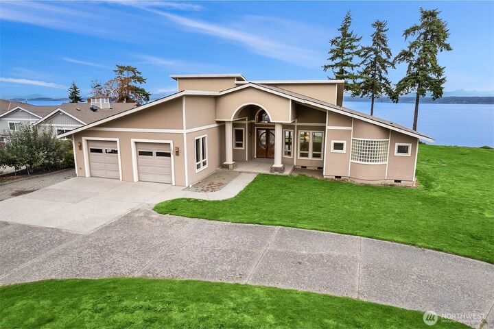 1639 S Country Club Drive  Camano Island WA 98282 photo