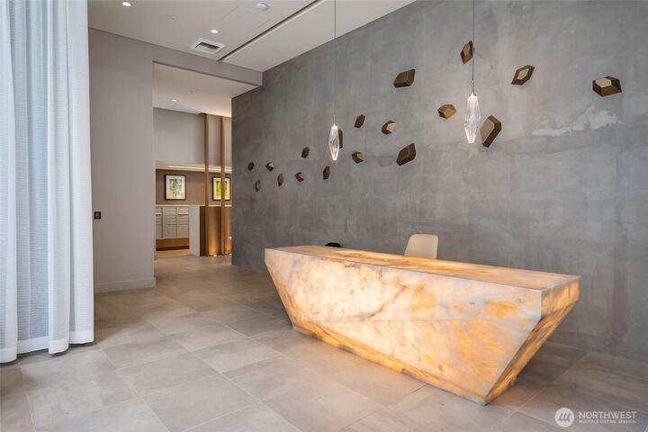 Property Photo:  121  Stewart Street 1602  WA 98101 