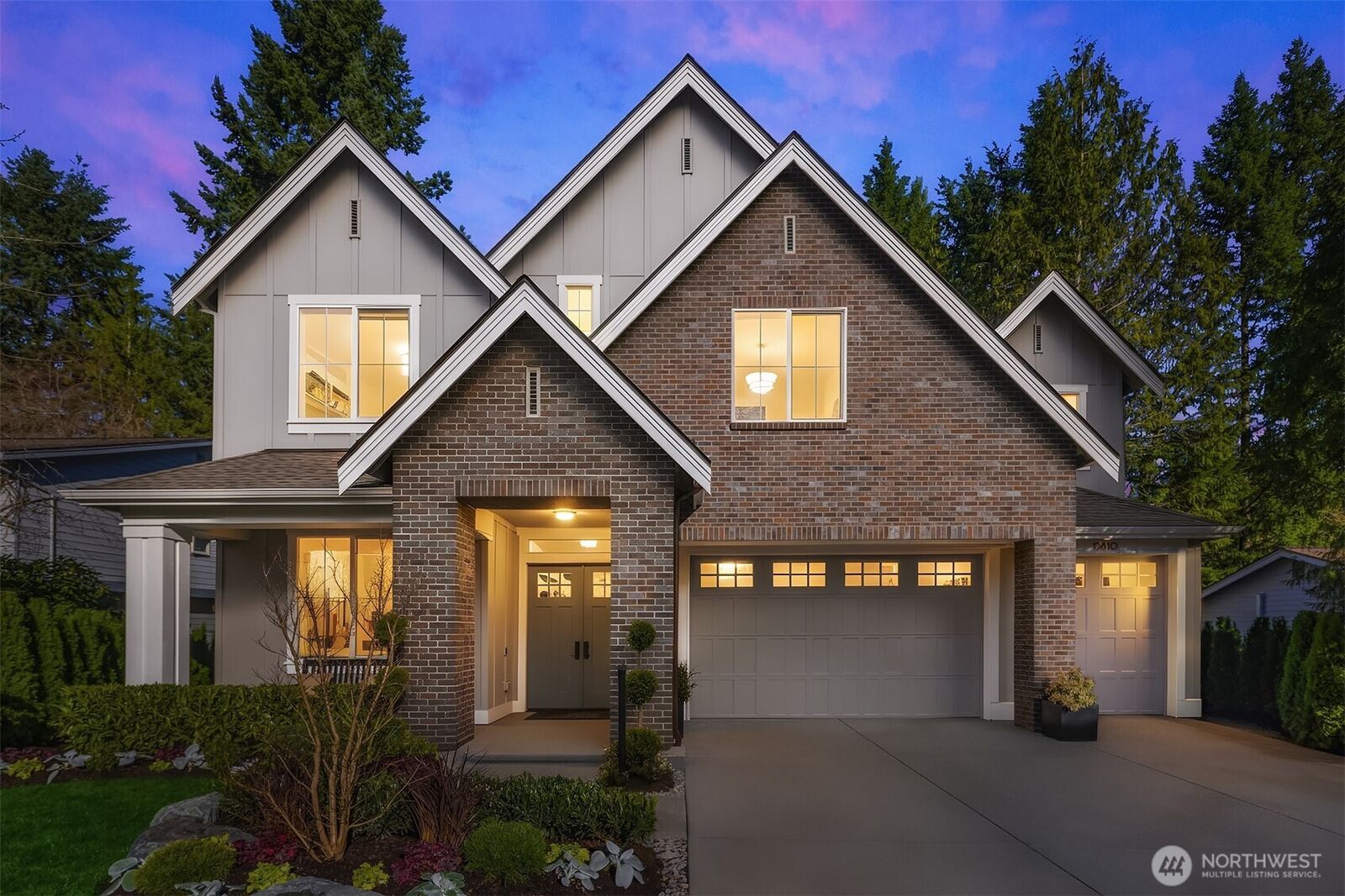 Property Photo:  15810 NE 49th Street  WA 98052 