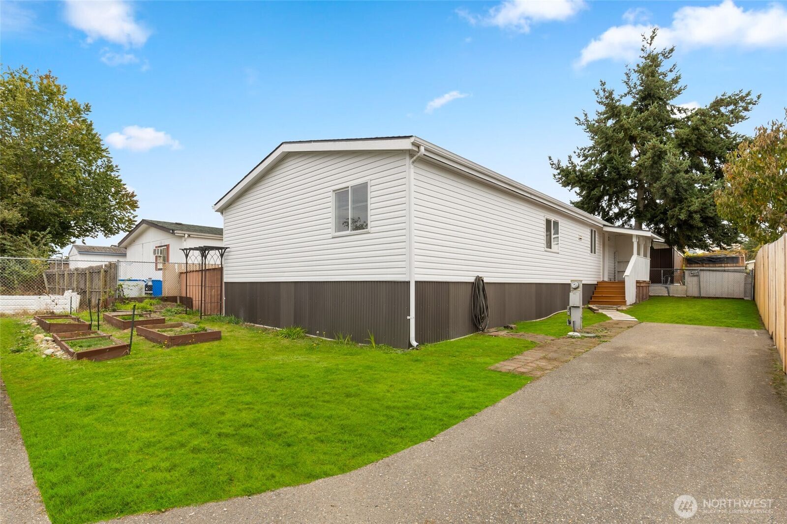 Property Photo:  3111  82nd Street Ct S 11  WA 98499