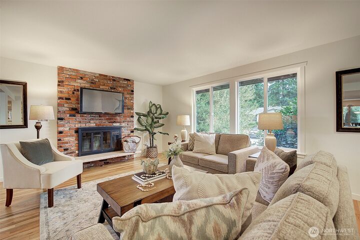 Property Photo:  13815  116th Place NE  WA 98034