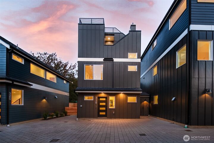 322 B N 84th Street  Seattle WA 98103 photo