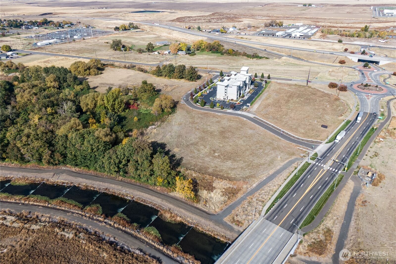 Property Photo:  0 2 & 3  Silverstone Drive  WA 99362 