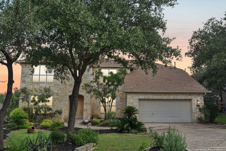 Property Photo: 522 Heather Ridge TX 78260