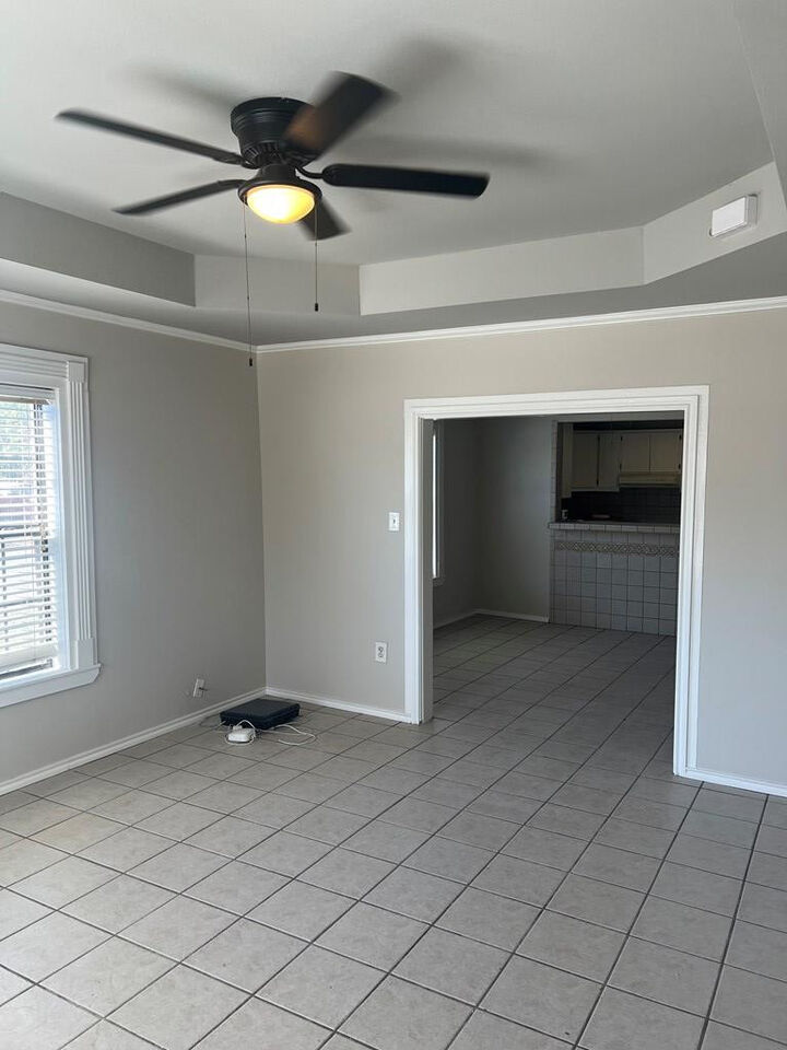 Property Photo:  902 E 17th Street  TX 76903 