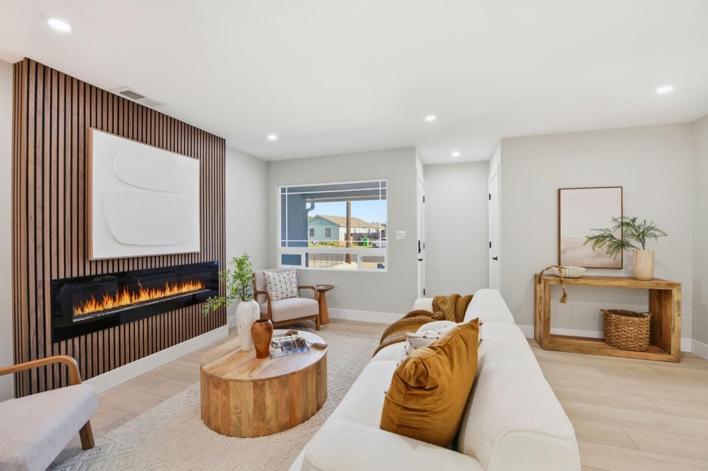 Property Photo:  15881 Paseo Largavista  CA 94580 