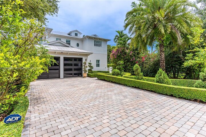 Property Photo:  7260 SW 164th Ter  FL 33157