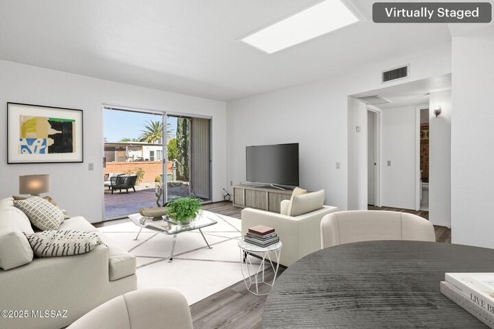 Property Photo:  1373 S Desert Meadows Circle  AZ 85614