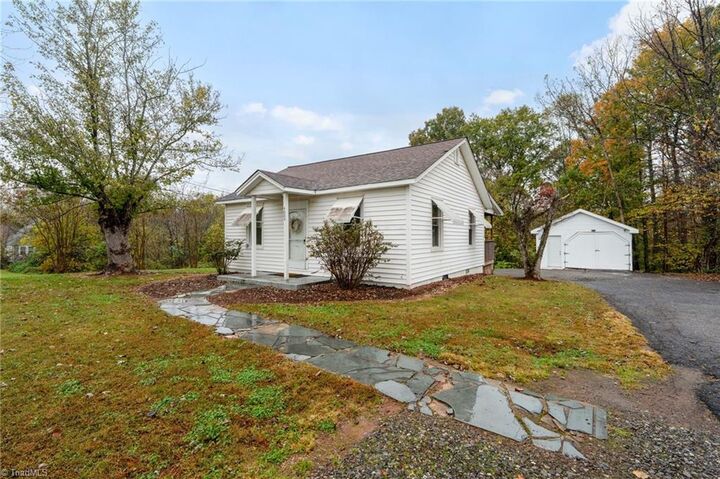 4000 Sparta Road  North Wilkesboro NC 28659 photo