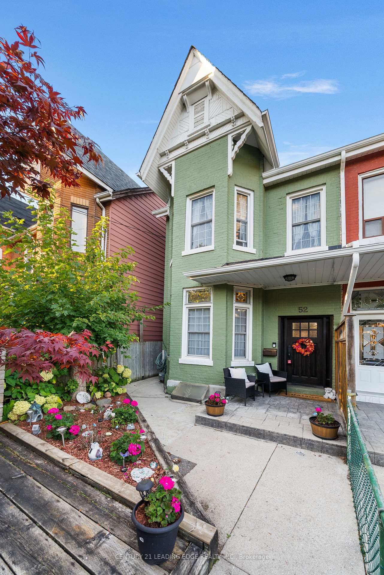 Photo de la propriété:  52 Florence Street  ON M6K 1P5 