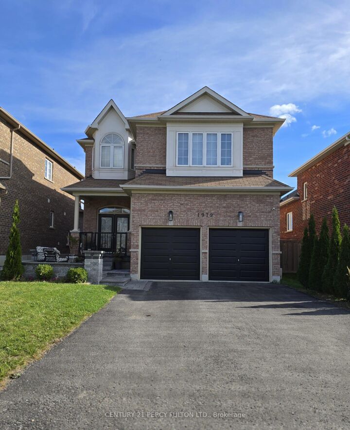 1979 Riverton Street  Oshawa ON L1K 0P4 photo