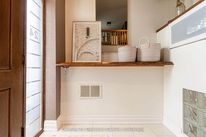 Property Photo: 24 Joymar Drive ON L5M 1E9