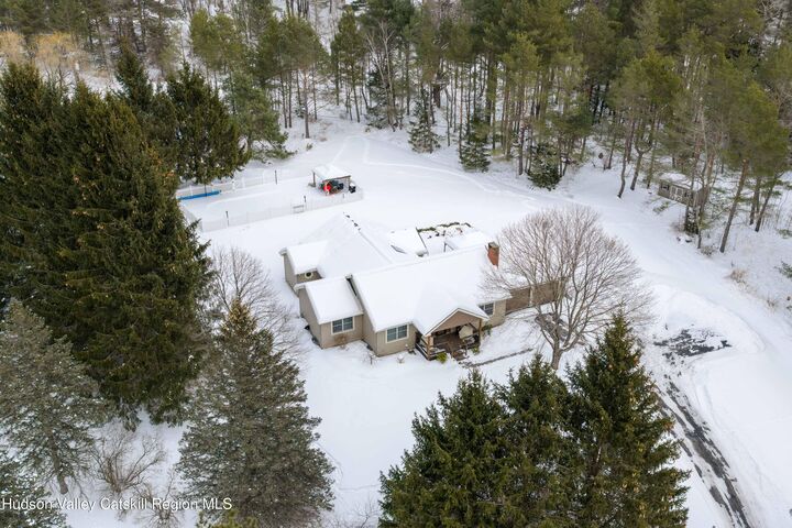 Property Photo:  116 Nilson  NY 12496 