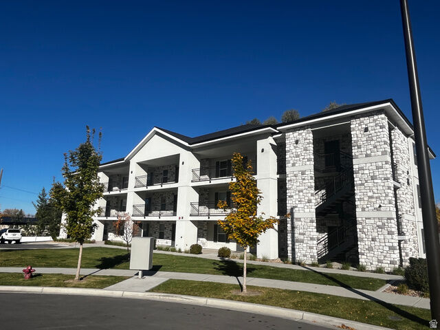 Property Photo:  490 S 100 W F102  UT 84663 