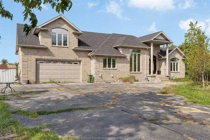 Property Photo: 6105 Rizzo Nicola Road ON N0R 1G0