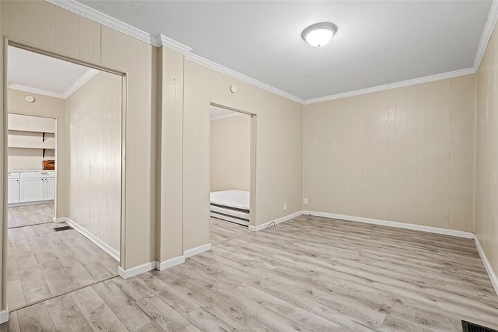 Property Photo: 246 Colfax St PA 15144