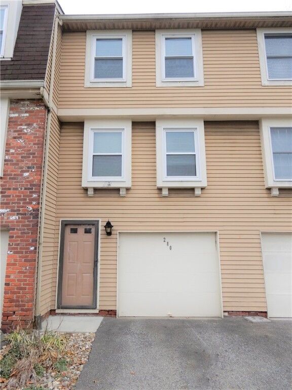 Property Photo: 280 Quail Run Rd PA 15367