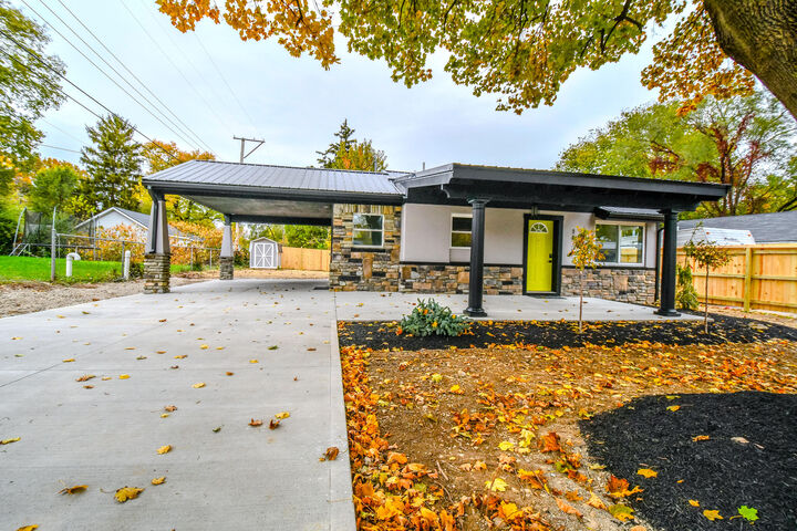 Property Photo:  16 Laurel Road  OH 45341 