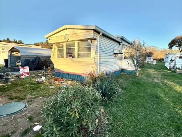 Property Photo: 6 Carriage Drive PA 16371