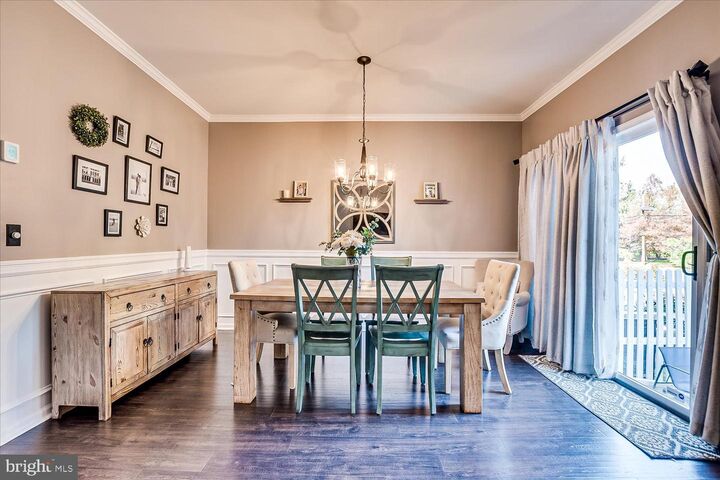 Property Photo:  37 Amesbury Court  NJ 08691 