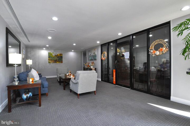 Property Photo: 600 Roosevelt Boulevard 210 VA 22044