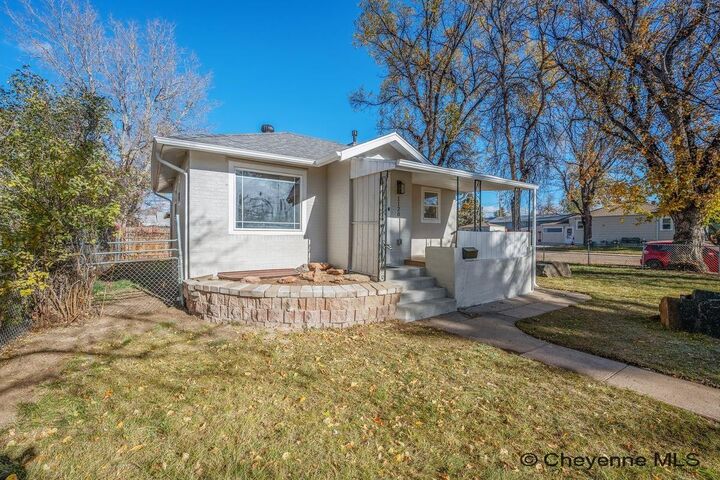 Property Photo:  1120 E 23rd St  WY 82001 