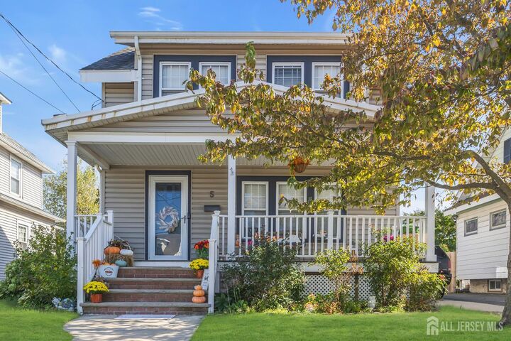 Property Photo:  5 Fairview Avenue  NJ 08882 