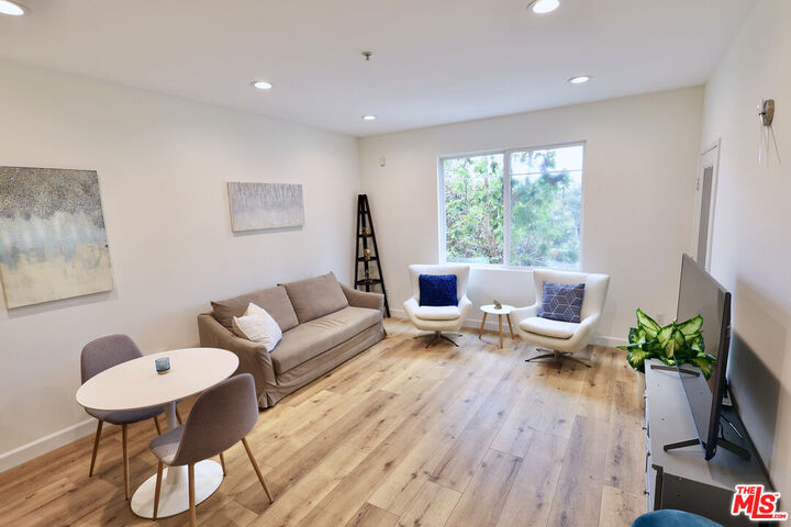 Property Photo:  13200 Pacific Promenade  CA 90094 