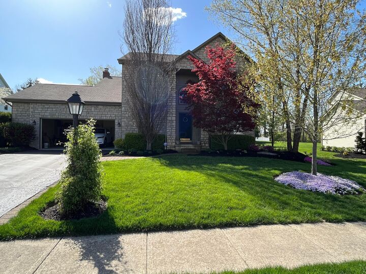 Property Photo:  2165 Ben Brush Place  OH 43035 