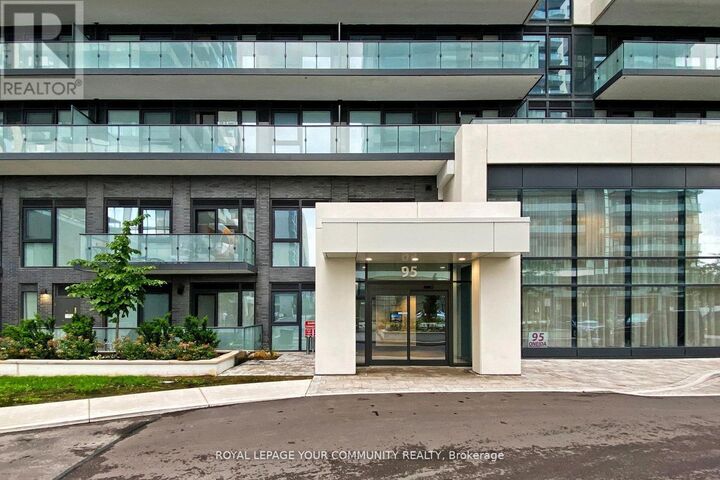 Property Photo: 95 Oneida Crescent 503 ON L4B 0H5