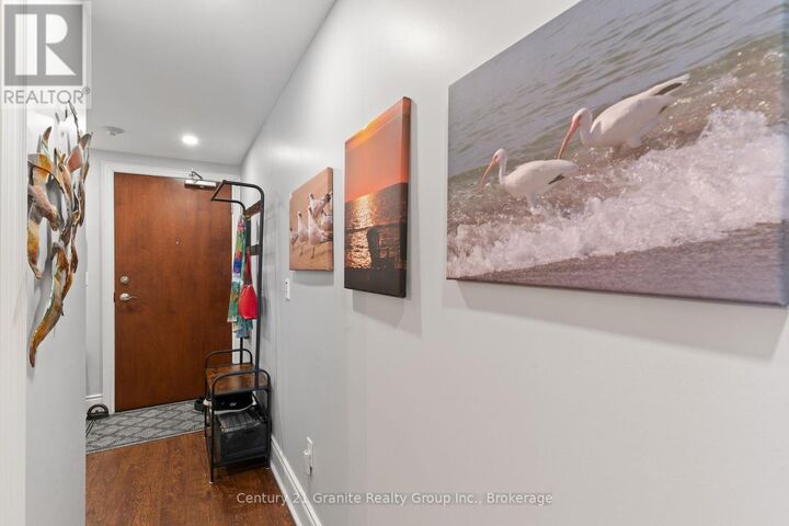 Photo de la propriété:  9 Newcastle Street 104  ON K0M 2K0