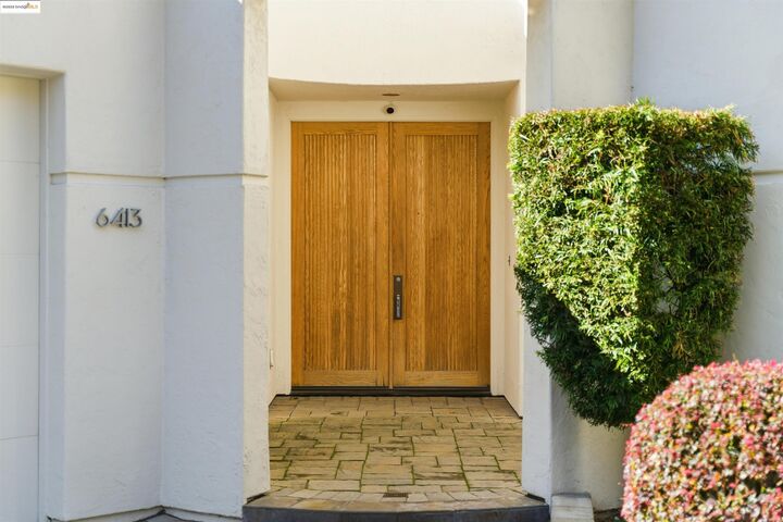 Property Photo:  6413 Gwin Ct  CA 94611