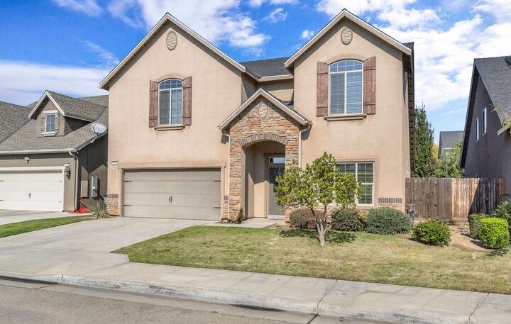 Property Photo:  6165 E Farrin Avenue  CA 93727