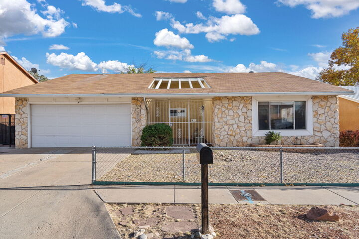 Property Photo:  12712 Tomlinson Drive SE  NM 87123 