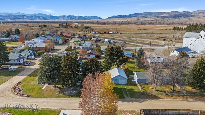 Property Photo: 17 Broadway MT 59760