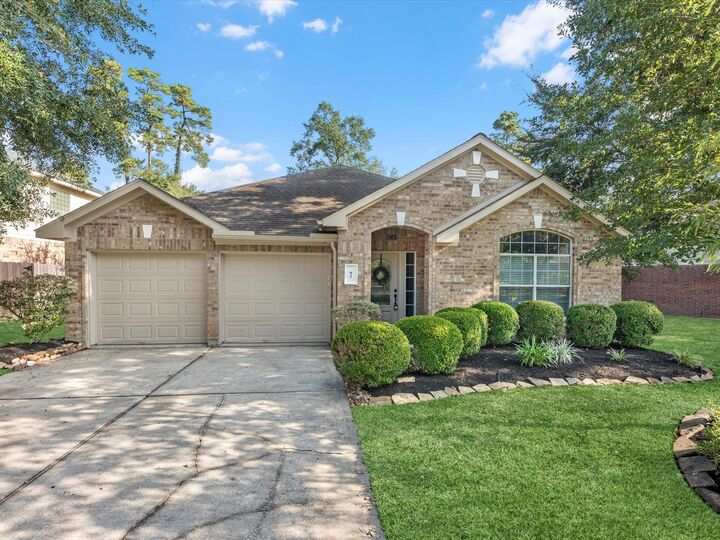 82 S Regan Mead Circle  The Woodlands TX 77382 photo
