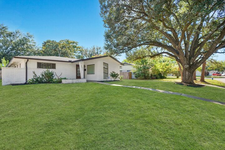 Property Photo:  5671 Sylmar Road  TX 77081 