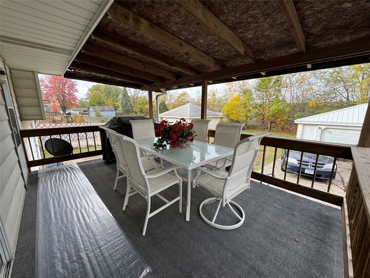 Property Photo: 4032 E 23rd Street IA 50317