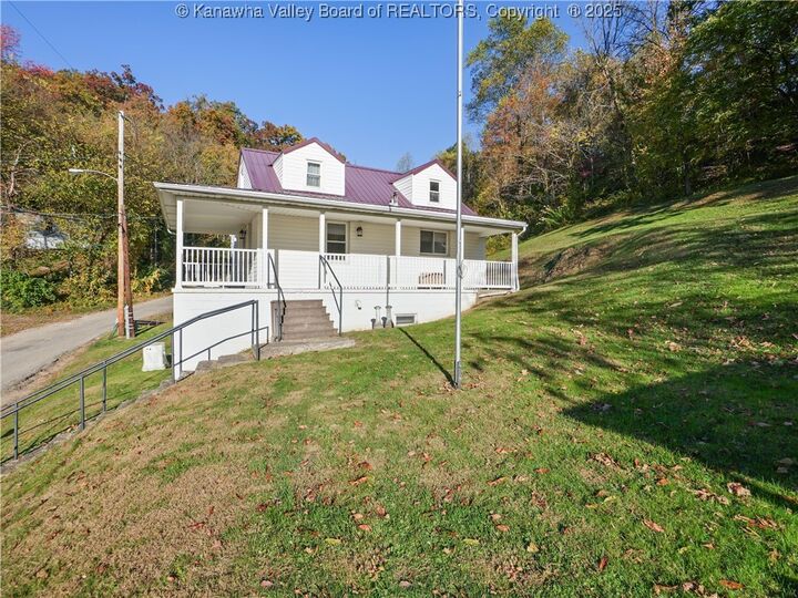 Property Photo:  808 Stover Road  WV 25064