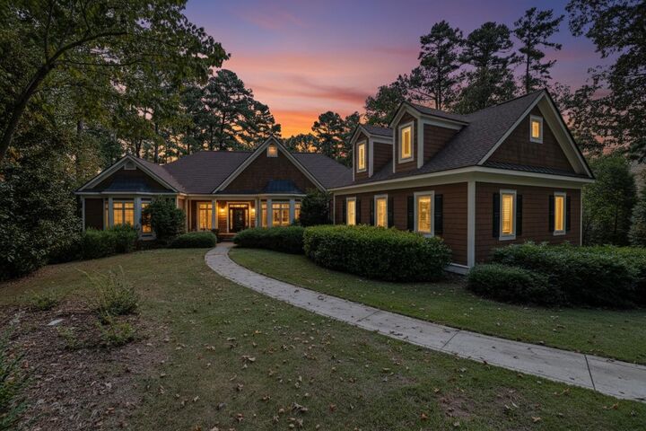 Property Photo:  1211 Curtright Place  GA 30642 