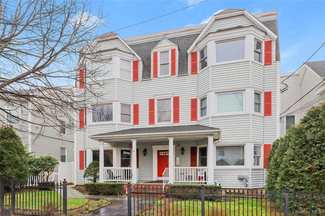 Property Photo:  54 Wildey Street 10  NY 10591 