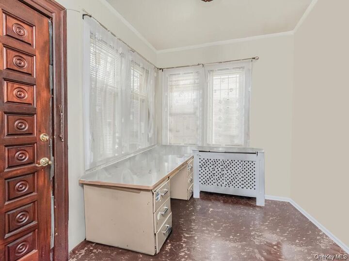 Property Photo:  4450 Hill Avenue  NY 10466 