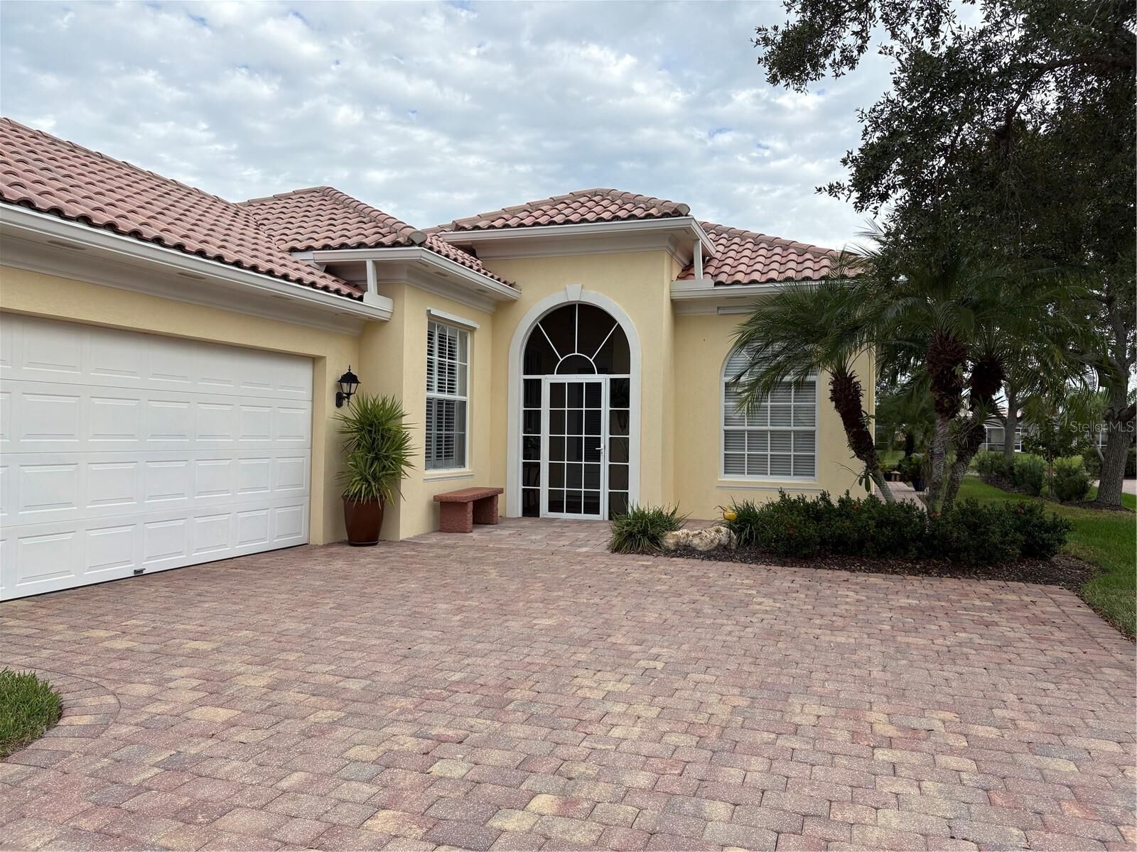 Property Photo: 8404 Jesolo Lane FL 34238