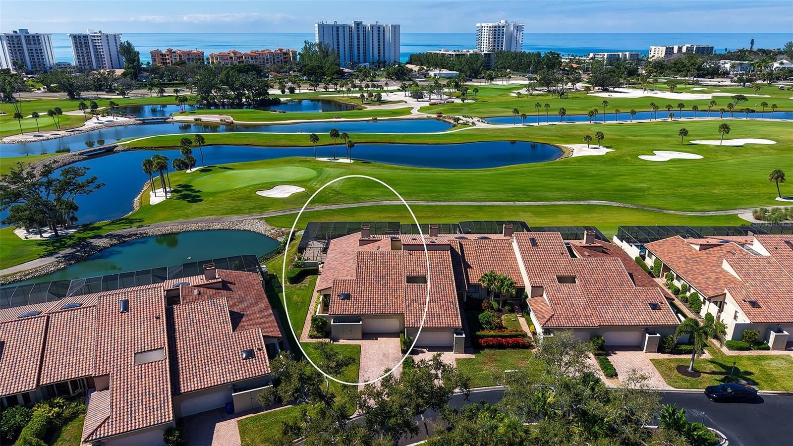 Property Photo:  2333 Harbour Oaks Drive  FL 34228