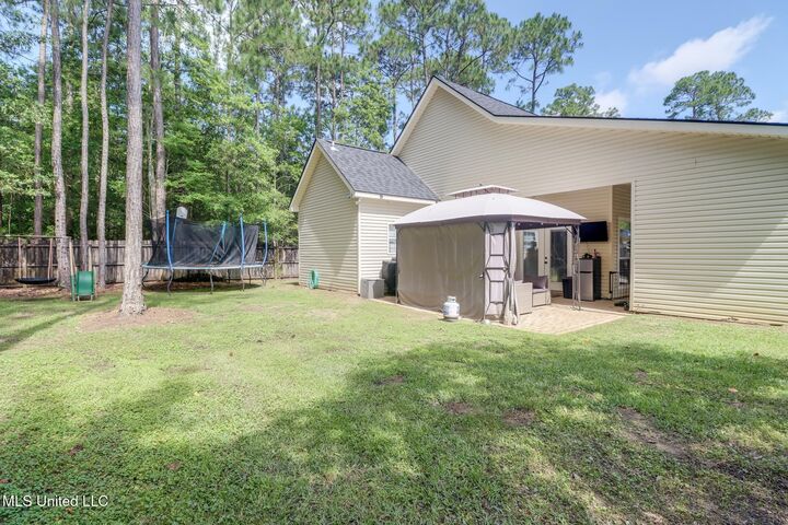 Property Photo: 737 Ieke Circle MS 39525