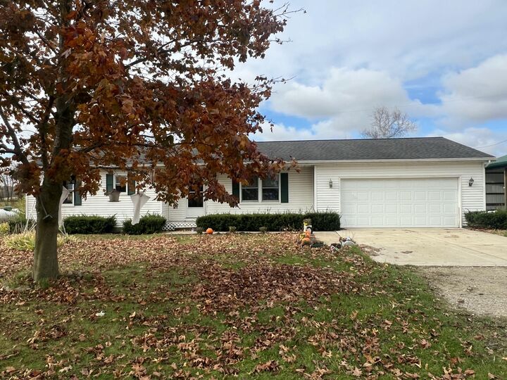 Property Photo: 9632 Fowle Road MI 49250