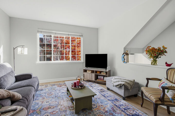 Property Photo:  1436 New Haven Drive  IL 60013