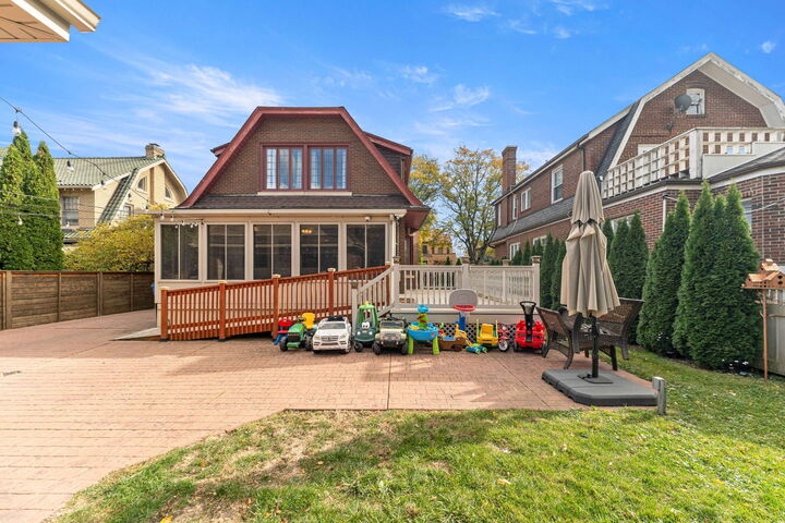 Property Photo: 10022 S Seeley Avenue IL 60643